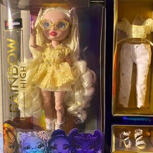 NIB Rainbow High Doll Delilah Fields
